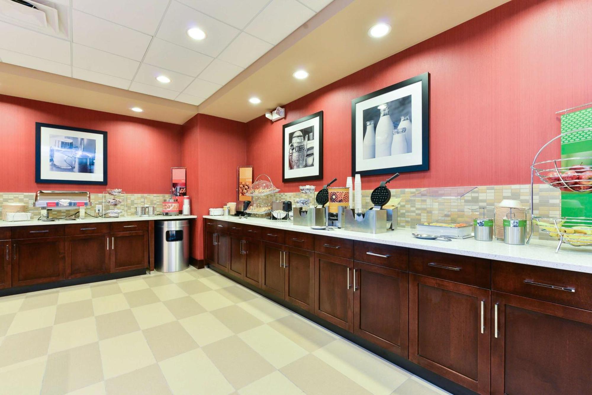 Hampton Inn Corning/Painted Post Dış mekan fotoğraf